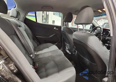 2016 Kia Optima Hybrid Base z USA, uszkodzony, nr VIN KNAGM4ADXG5092594